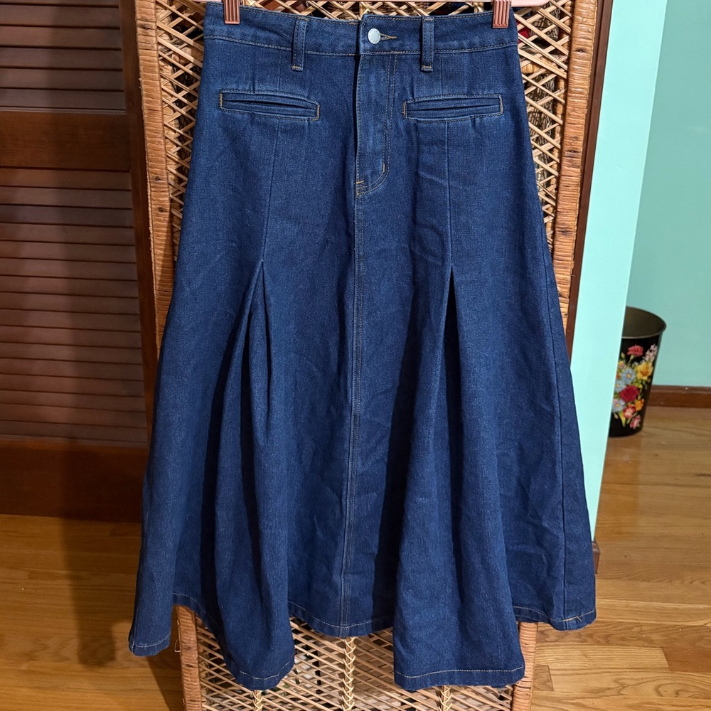 SHEIN Dark Blue A-Line Denim Skirt